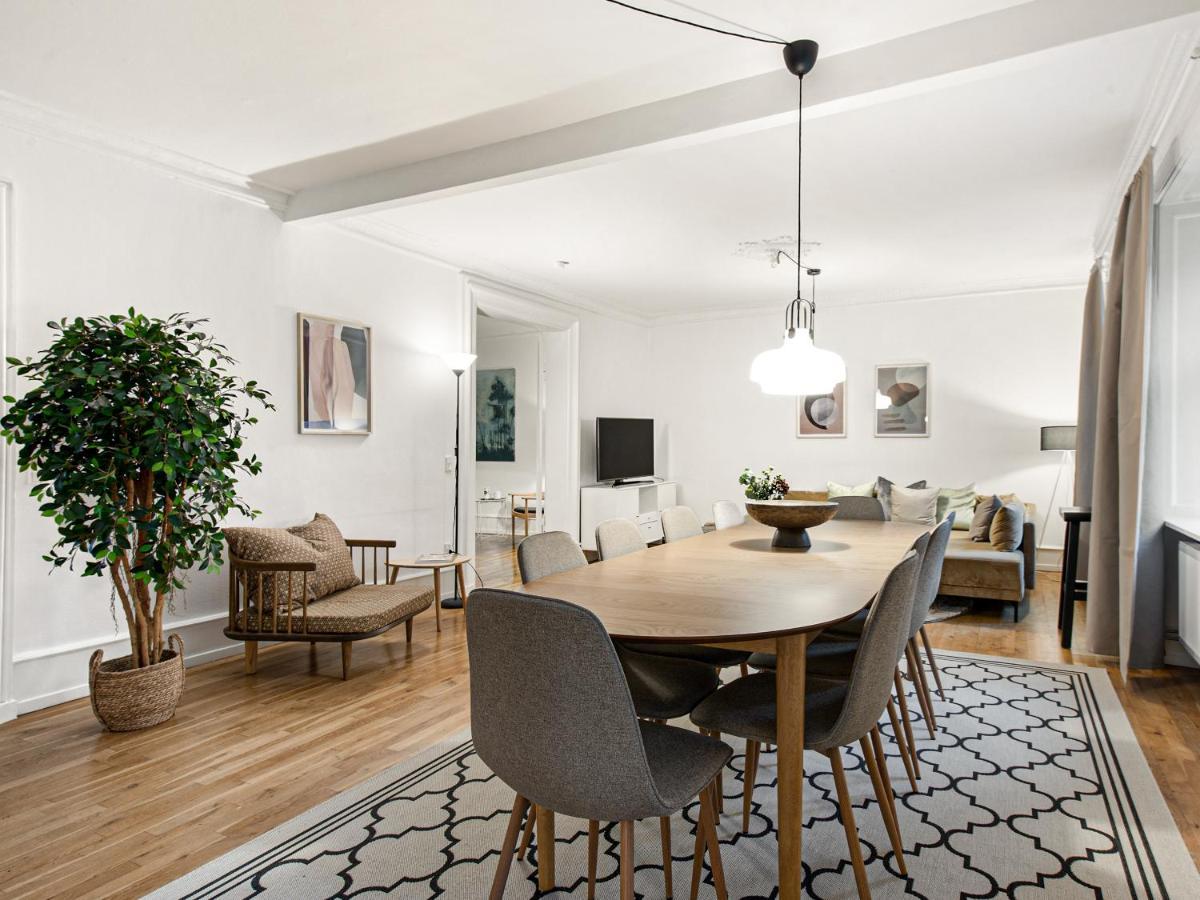 Sanders Stage - Enchanting Four-Bedroom Apartment Near Nyhavn 코펜하겐 외부 사진