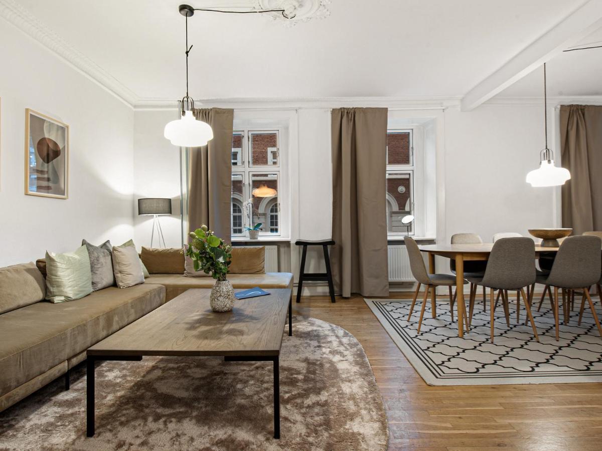 Sanders Stage - Enchanting Four-Bedroom Apartment Near Nyhavn 코펜하겐 외부 사진