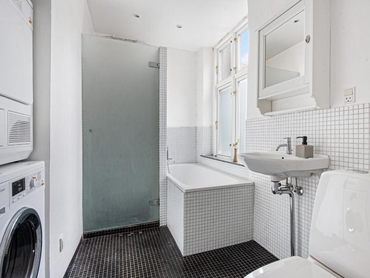 Sanders Stage - Enchanting Four-Bedroom Apartment Near Nyhavn 코펜하겐 외부 사진