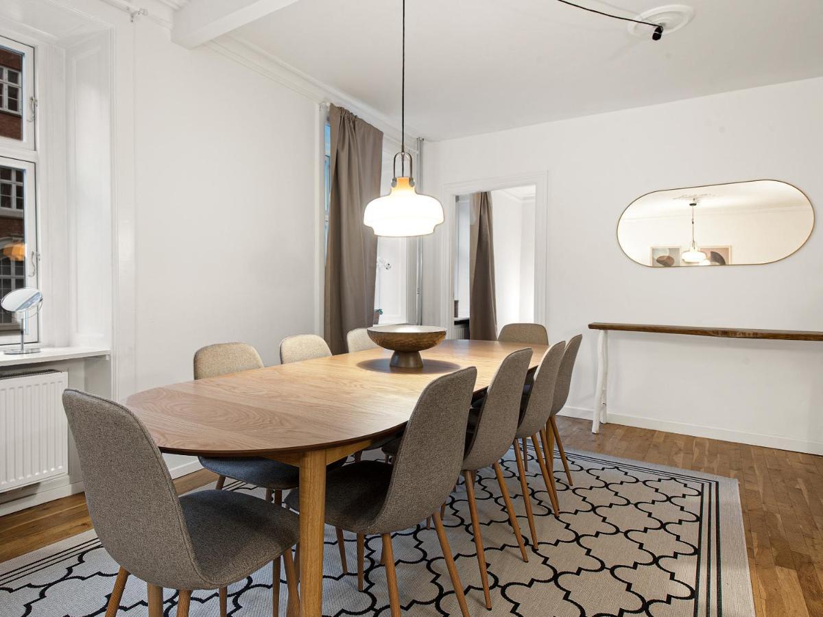Sanders Stage - Enchanting Four-Bedroom Apartment Near Nyhavn 코펜하겐 외부 사진