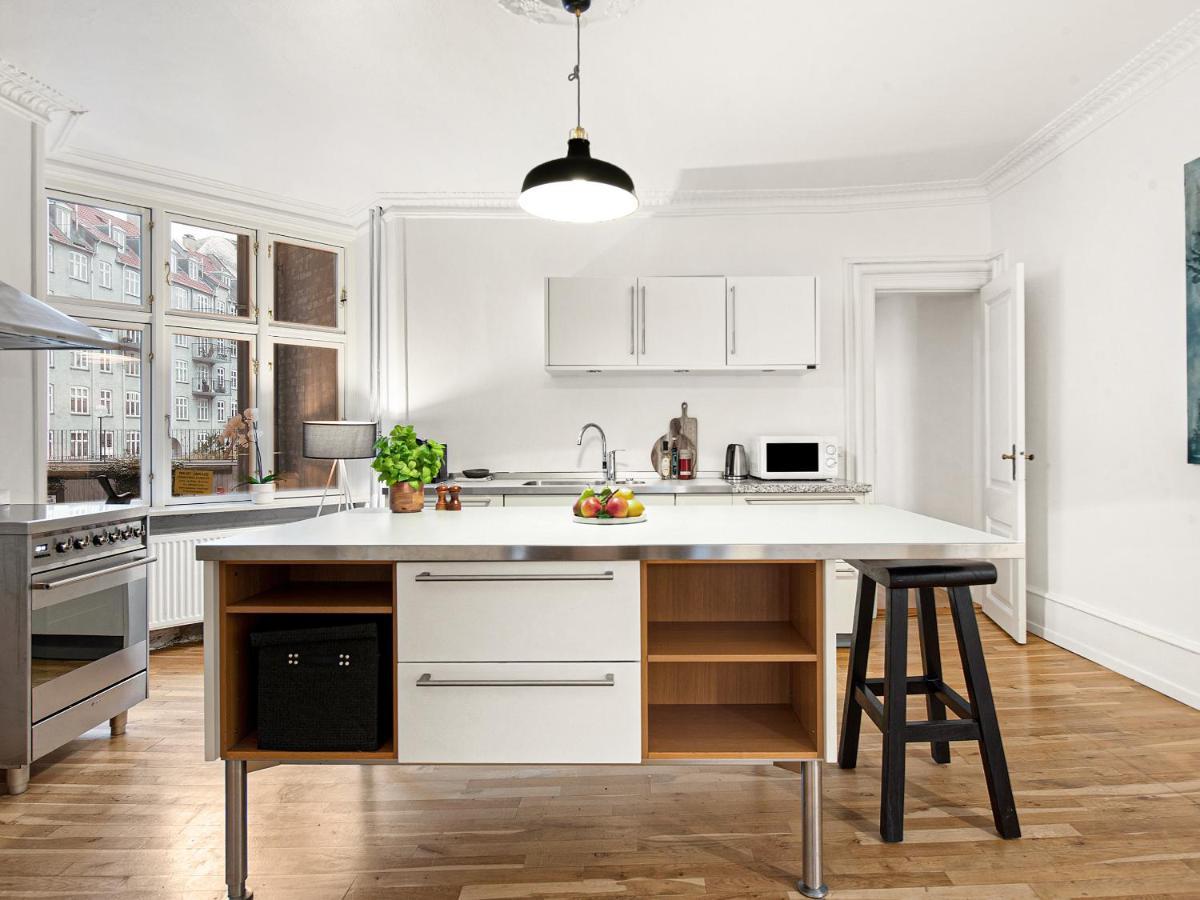 Sanders Stage - Enchanting Four-Bedroom Apartment Near Nyhavn 코펜하겐 외부 사진